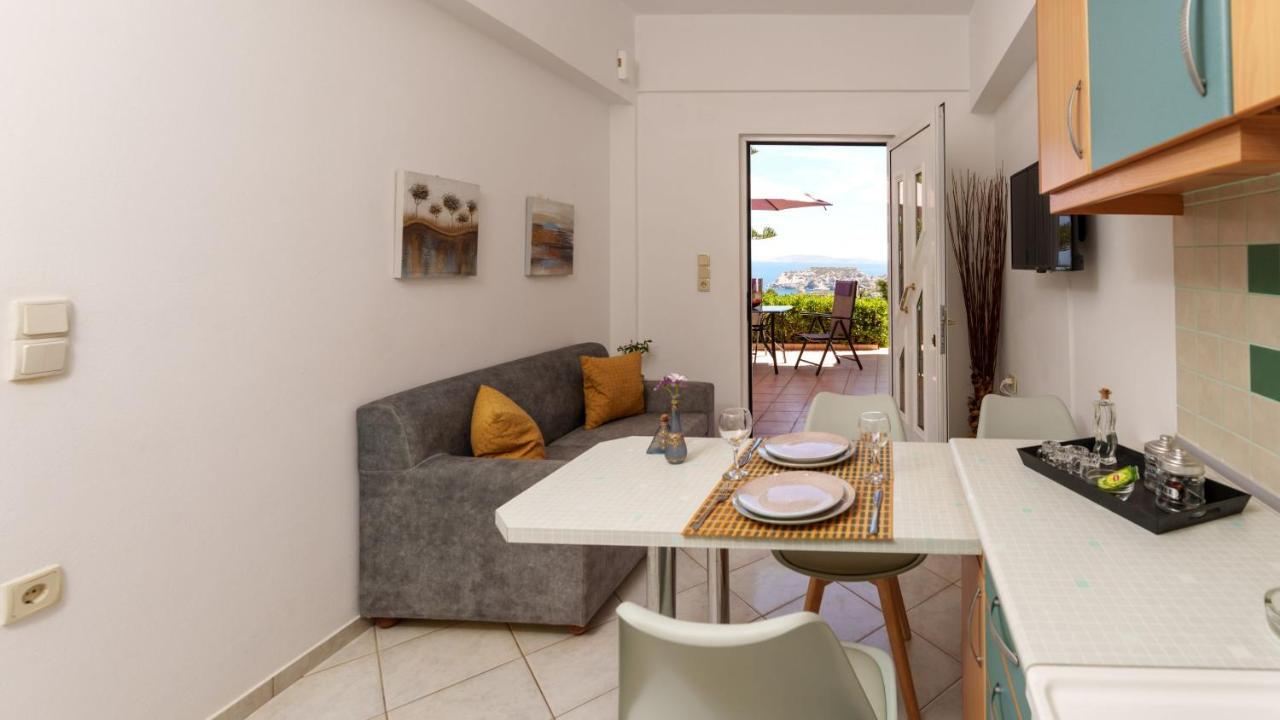Fnk Apartments With Sea View Agia Pelagia  Bagian luar foto