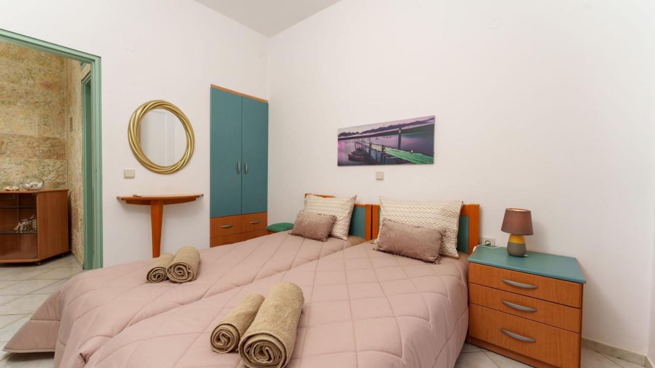Fnk Apartments With Sea View Agia Pelagia  Bagian luar foto