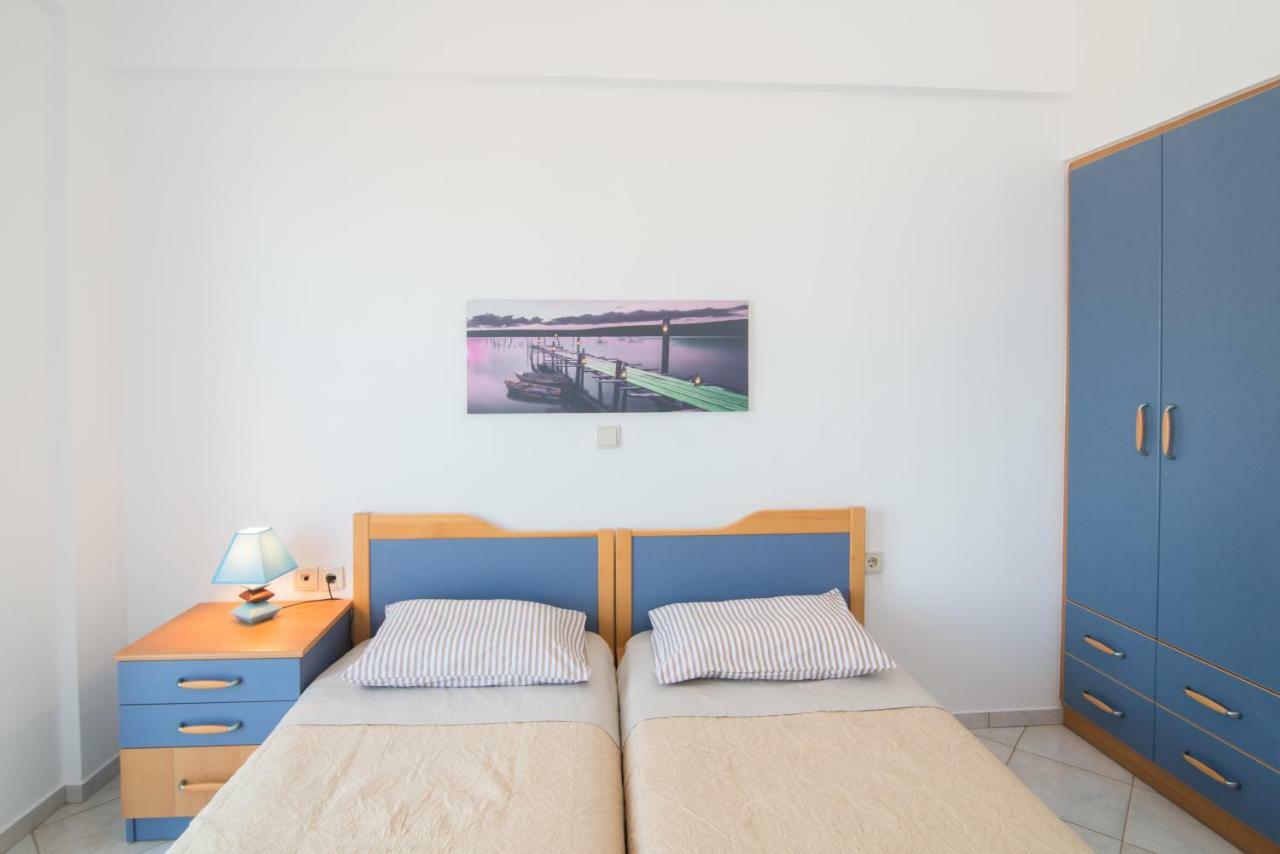 Fnk Apartments With Sea View Agia Pelagia  Bagian luar foto